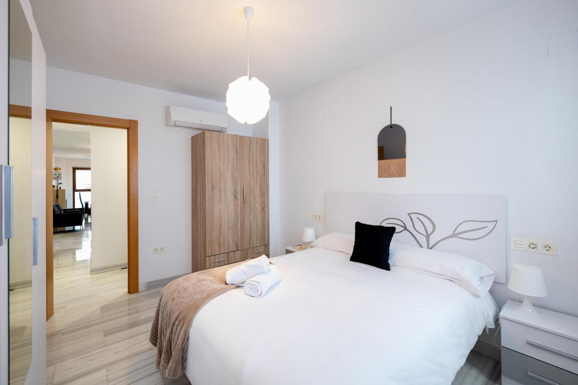 3 Bedroom Elegant & Cozy City Centre Гранада Екстериор снимка